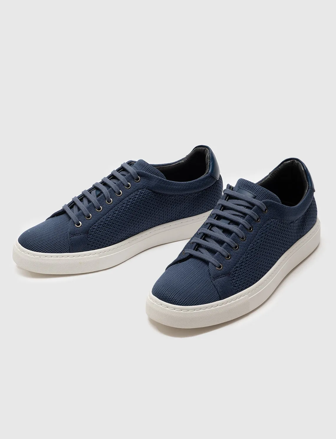 Men Navy Blue Low Top Knit Sneakers