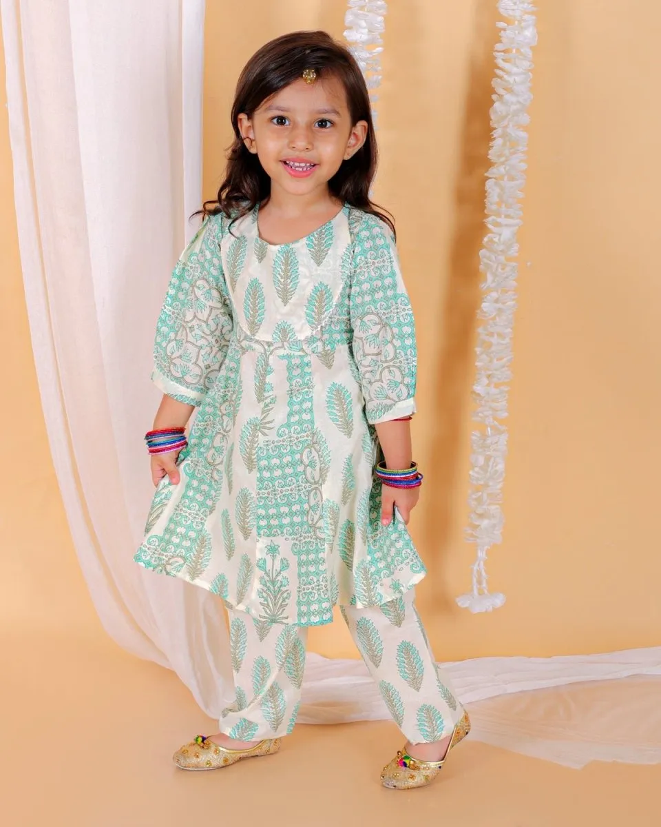 Neelegagan Girls Floral Print Anarkali Kurta Set