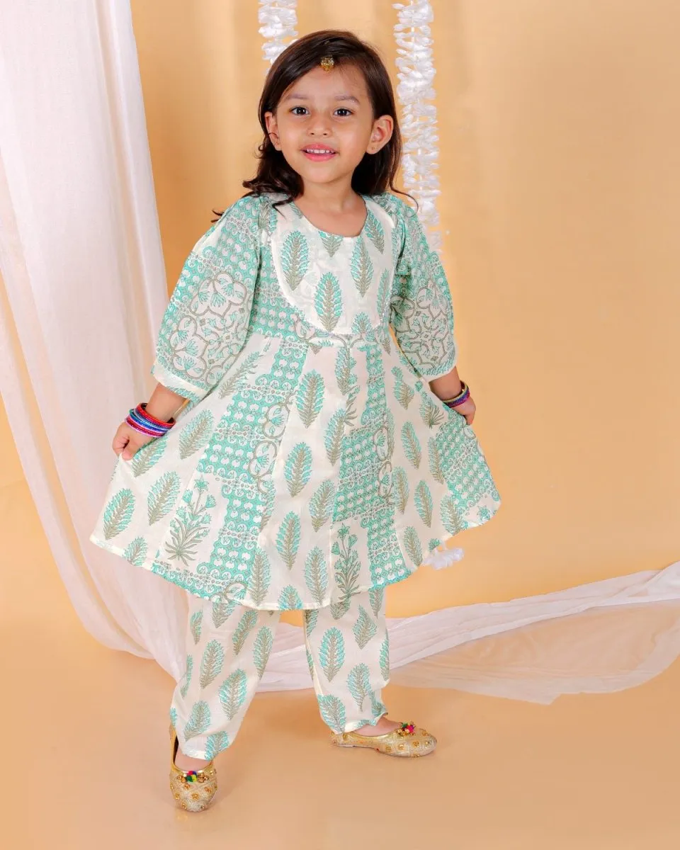 Neelegagan Girls Floral Print Anarkali Kurta Set