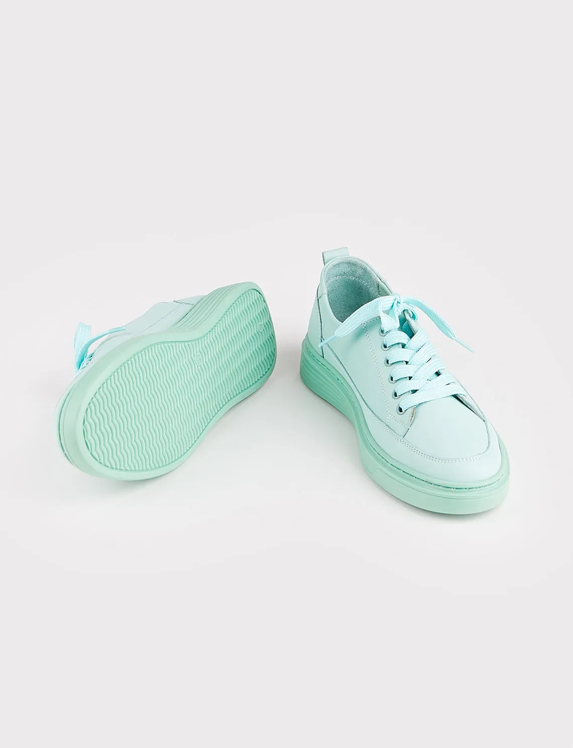 Women Green Genuine Leather Low Top Lace Up Sneakers